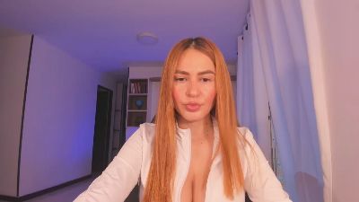 AmelieSweet live cam on Cam4