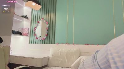 Ameliya_Kim live cam on Cam4