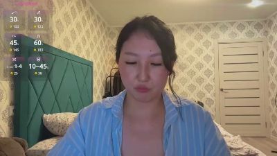 Ameliya_Kim live cam on Cam4