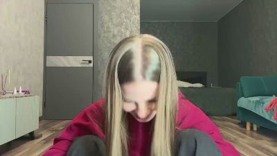 AmieChisler live cam on Cam4