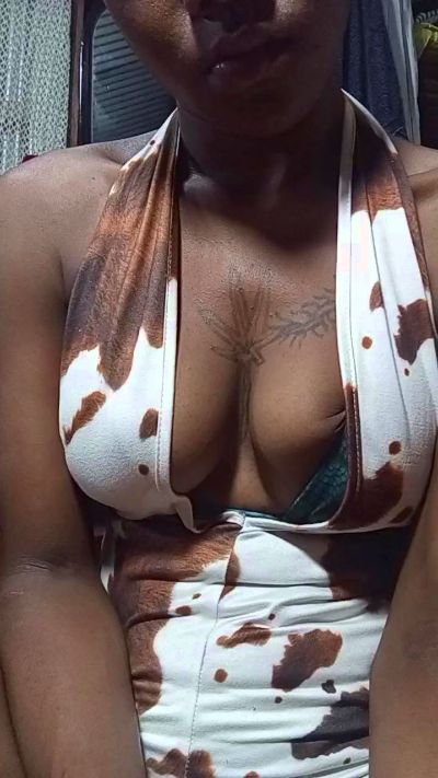 Amiearica live cam on Cam4