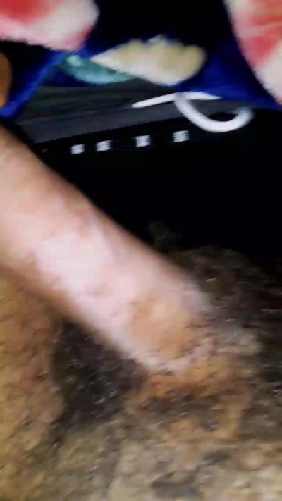 Amir09870 live male webcam from Egypt