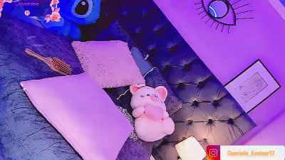 Amira_Ember live cam on Cam4