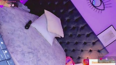 Amira_Ember live cam on Cam4