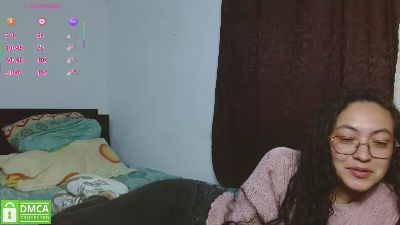 Amitlu_ live cam on Cam4