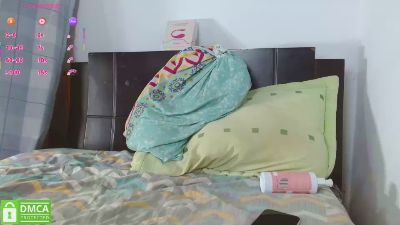 Amitlu_ live cam on Cam4