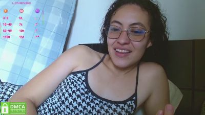 Amitlu_ live cam on Cam4