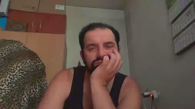 Amorcito2025 live cam on Cam4