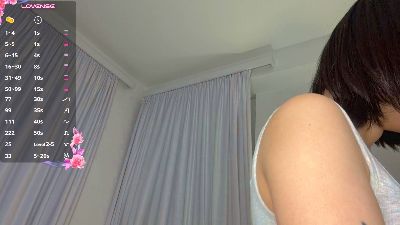 AmyHeuvelmann live cam on Cam4