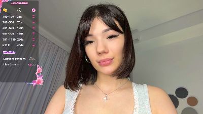 AmyHeuvelmann live cam on Cam4
