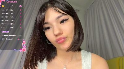 AmyHeuvelmann live cam on Cam4