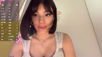 AmyHeuvelmann live cam on Cam4
