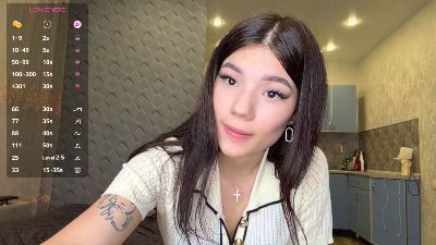 AmyHeuvelmann live cam on Cam4