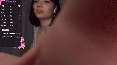 AmyHeuvelmann live cam on Cam4