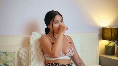 AmyKaiya live cam on Cam4