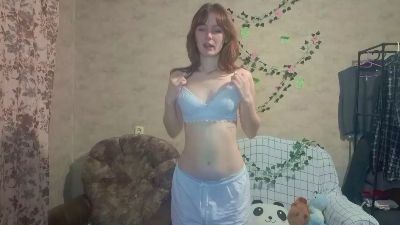 AnaHodson live cam on Cam4