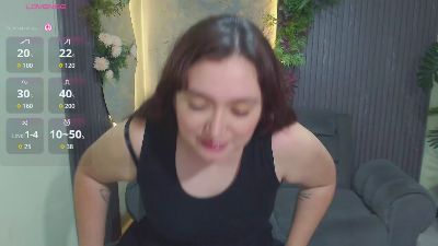 Anaa_Rosee live cam on Cam4