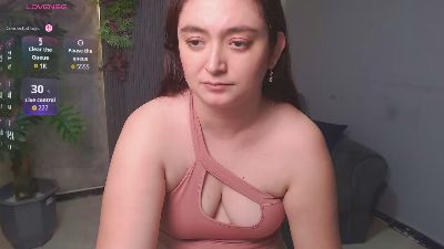 Anaa_Rosee live cam on Cam4
