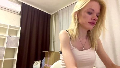 AnabelFail live cam on Cam4