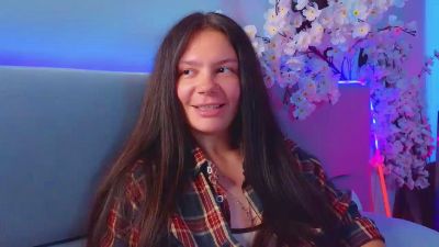 AnahiEgan live cam on Cam4