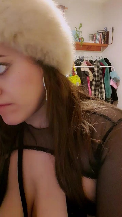 Anahisnina live cam on Cam4