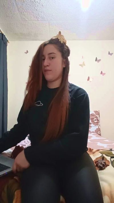 Anais_M live cam on Cam4