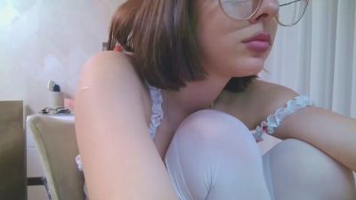 AnalAvi live cam on Cam4