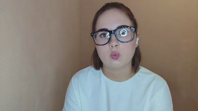 AnalLaura live cam on Cam4