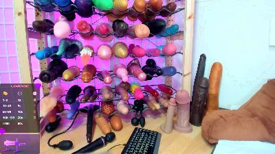 Anal_Queen_Mona live cam on Cam4