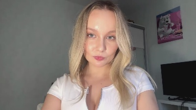 AnamariaLeever live cam on Cam4