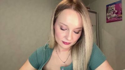 AnamariaLeever live cam on Cam4