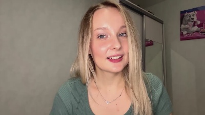AnamariaLeever live cam on Cam4