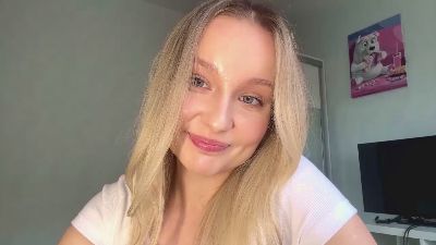AnamariaLeever live cam on Cam4