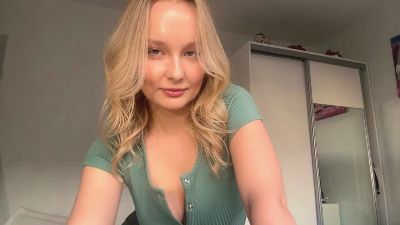AnamariaLeever live cam on Cam4