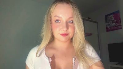 AnamariaLeever live cam on Cam4