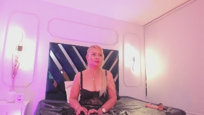 AnastasiaTaylor live cam on Cam4