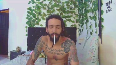 And1_dread Live Cam on Cam4