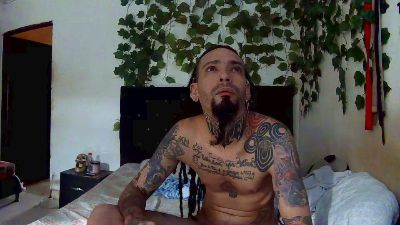 And1_dread live cam on Cam4