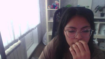 Anda_here live cam on Cam4