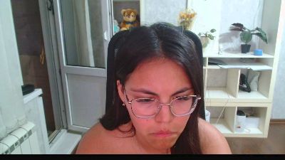 Anda_here live cam on Cam4