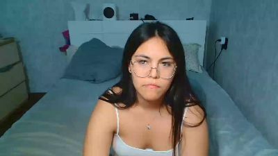 Anda_here live cam on Cam4