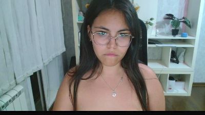 Anda_here live cam on Cam4
