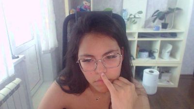 Anda_here live cam on Cam4