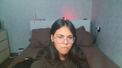 Anda_here live cam on Cam4