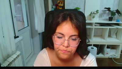 Anda_here live cam on Cam4