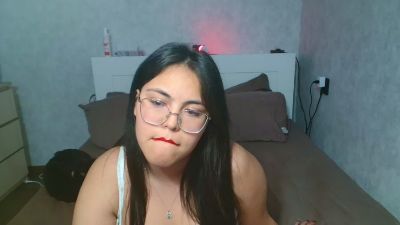 Anda_here live cam on Cam4