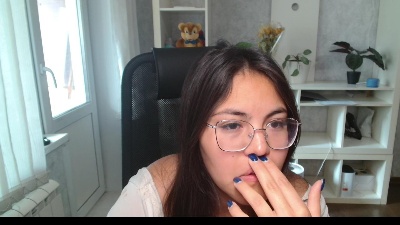 Anda_here live cam on Cam4