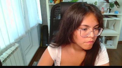 Anda_here live cam on Cam4