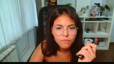 Anda_here live cam on Cam4