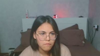 Anda_here live cam on Cam4